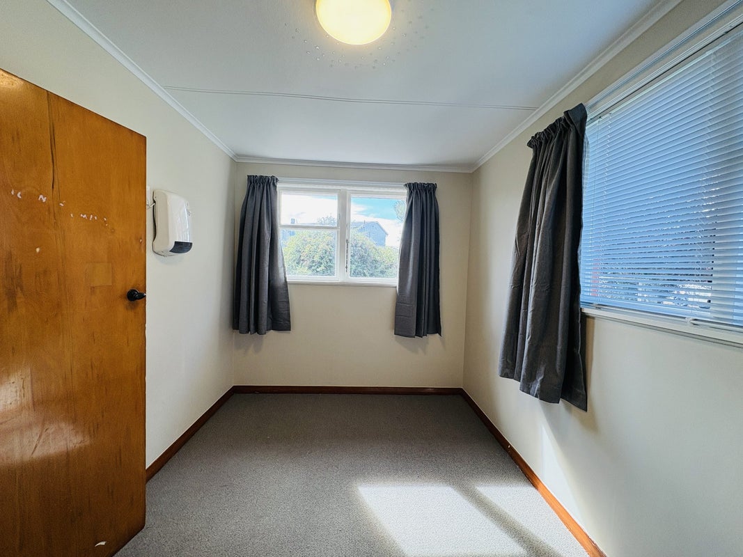 11 Brentwood Avenue, Highbury, Palmerston North - Carousel 21