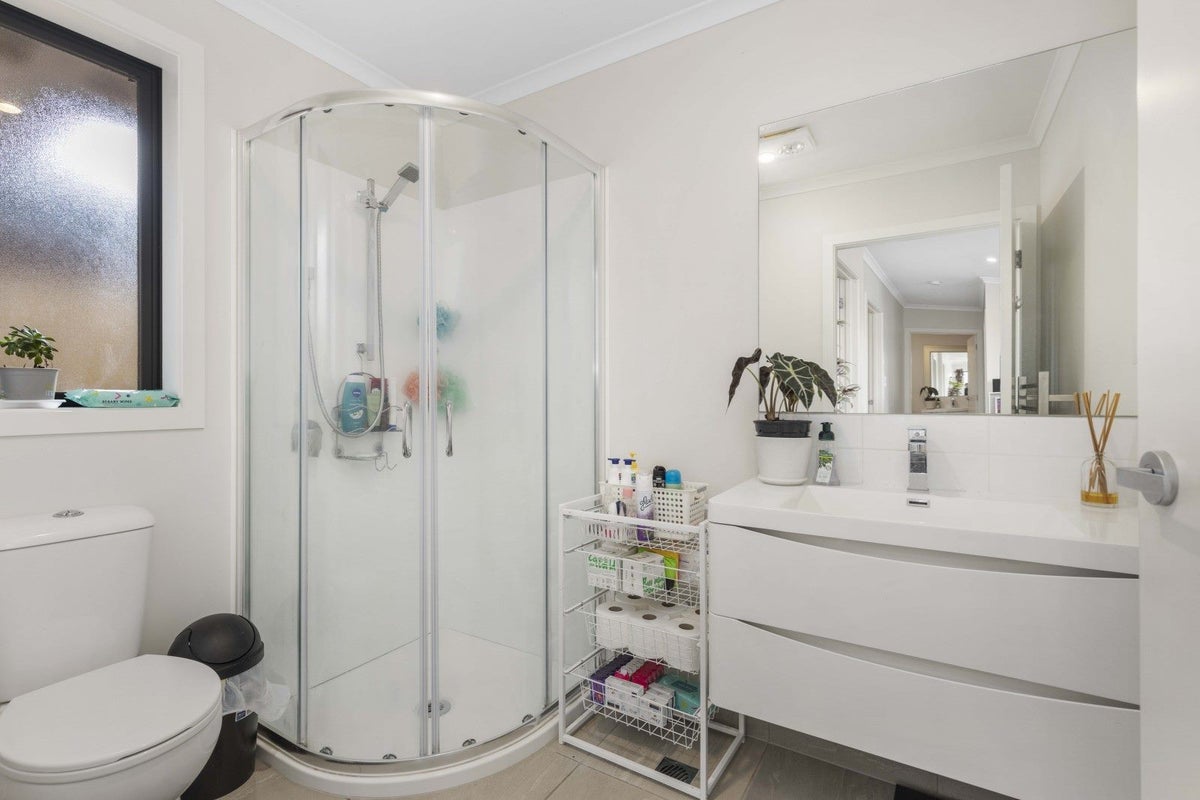 1 Haddonstone Avenue, Rototuna North, Hamilton - Carousel 13