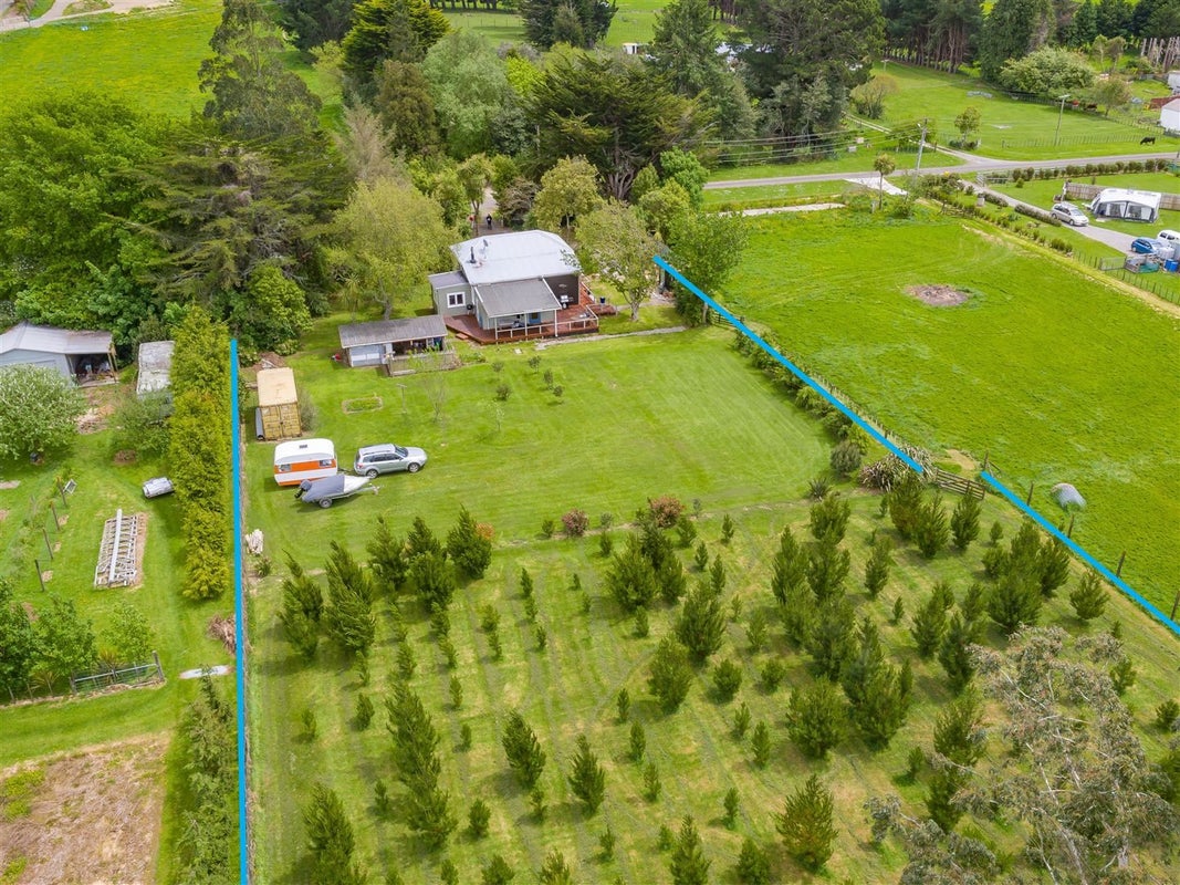 51 Bright Street, Eketahuna, Eketahuna - Carousel 2