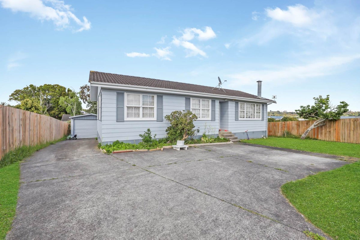 36 Kelman Road, Kelston, Auckland - Carousel 1
