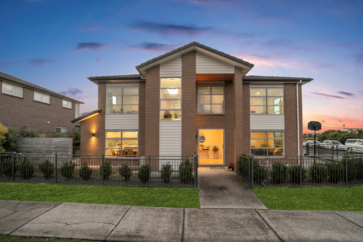 5 Timmer Road , Flat Bush , Auckland - Carousel 2