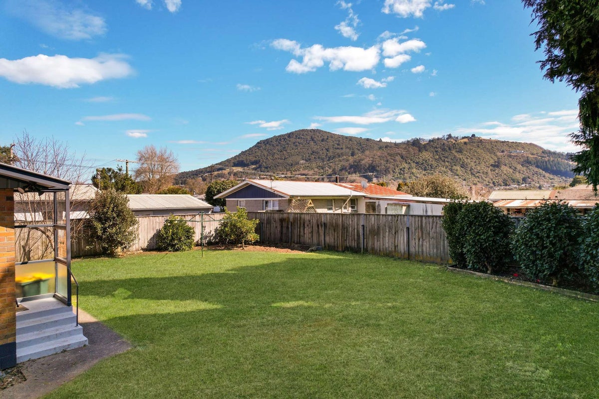 67A Clayton Road, Mangakakahi, Rotorua - Carousel 19