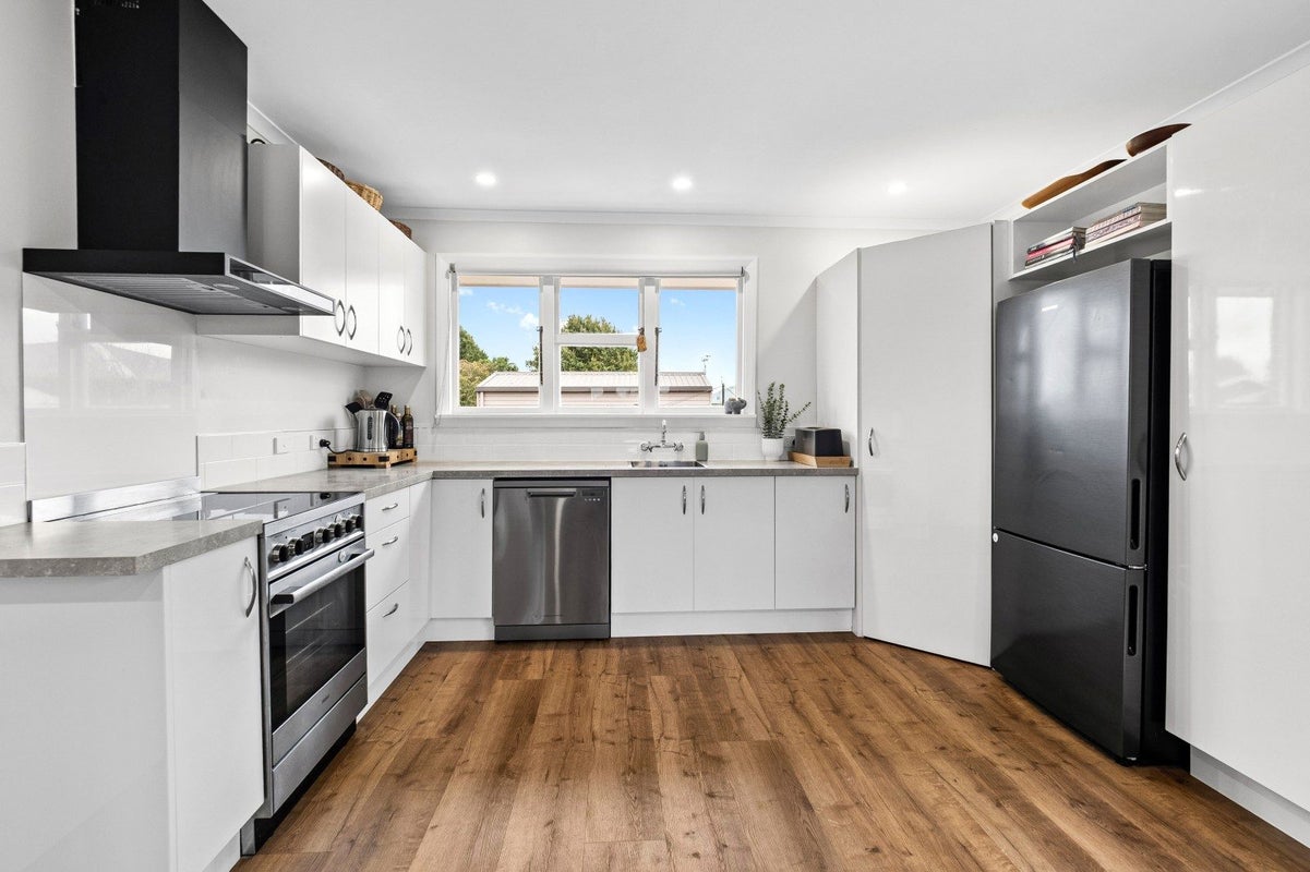 15 Suffolk Street, Hampstead, Ashburton - Carousel 2