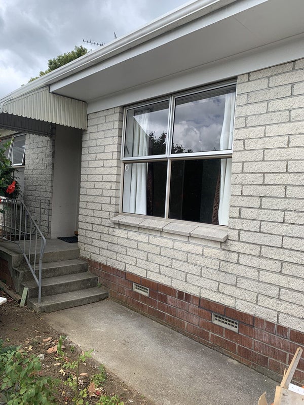 2/6 Trafalgar Road, Milford, Auckland - Carousel 1