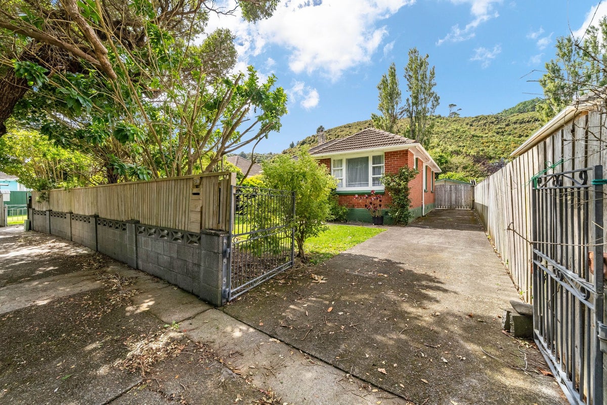 54 Petherick Street, Taita, Lower Hutt - Carousel 1