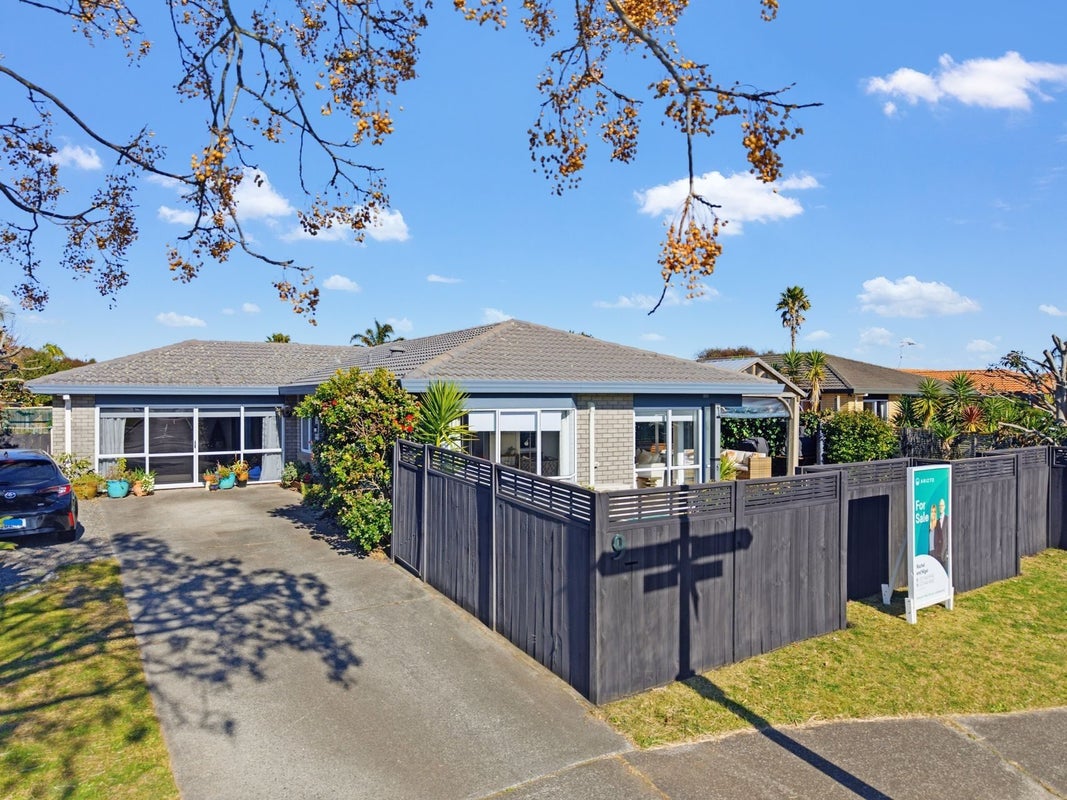 9 Dalton Drive, Papamoa Beach, Papamoa - Carousel 1