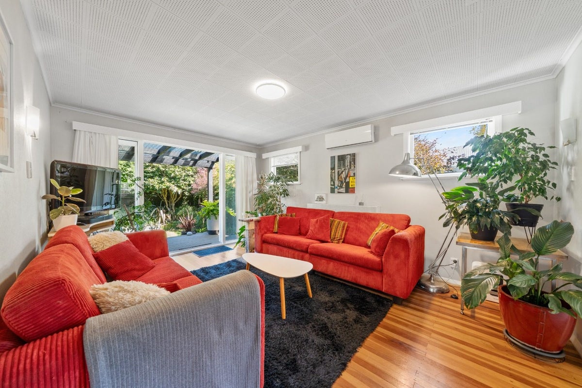 273 Middleton Road, Glenside, Wellington - Carousel 2