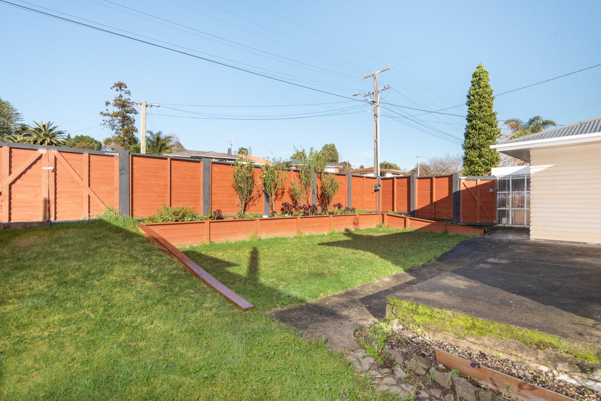 23 Esk Street, Parkvale, Tauranga - Carousel 2