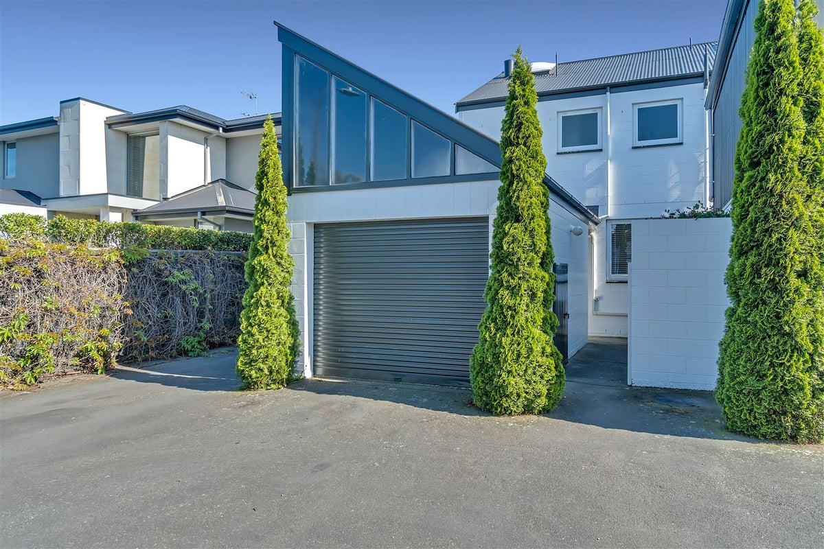 1/99 Aikmans Road, Merivale, Christchurch - Carousel 1