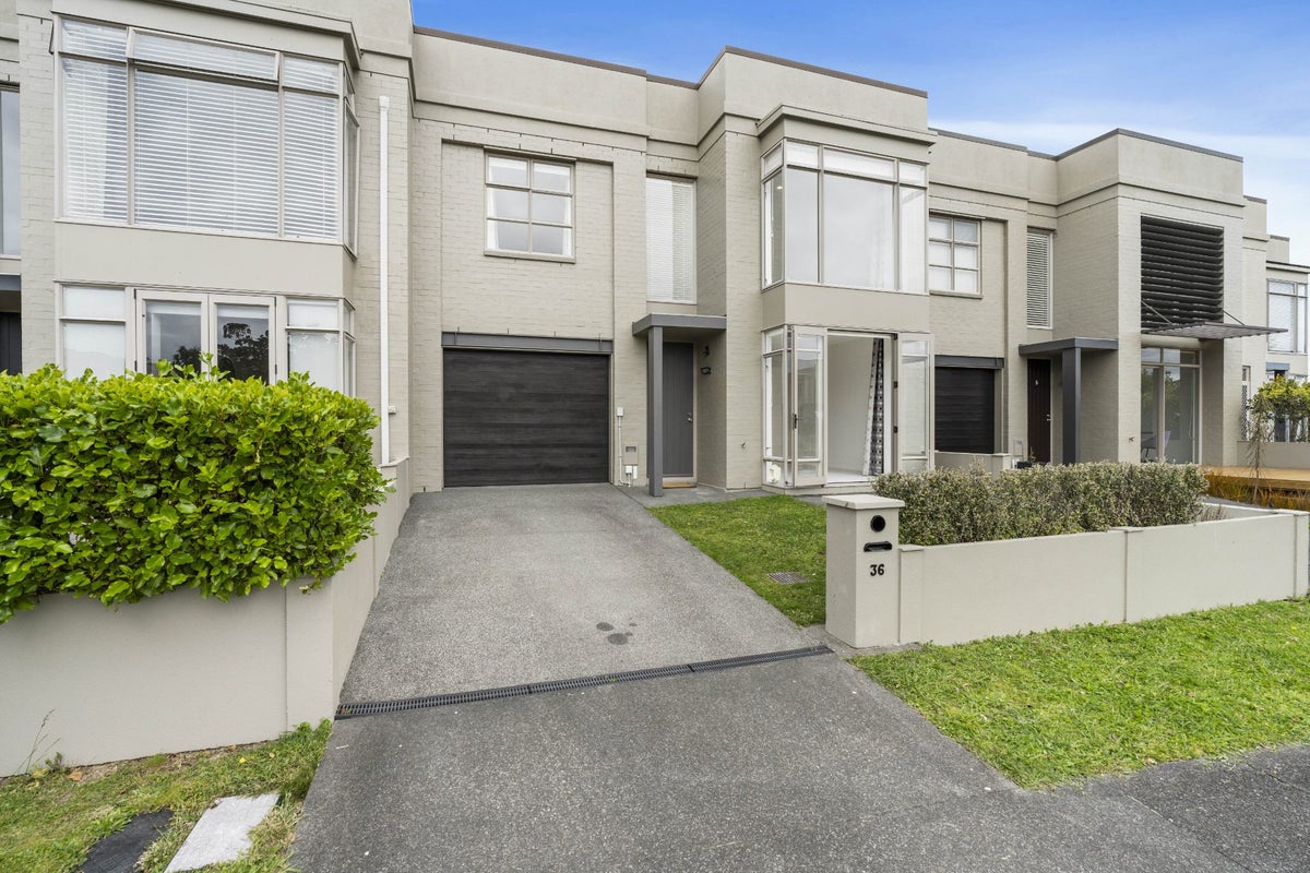 36 Garin Way, Stonefields, Auckland - Carousel 1