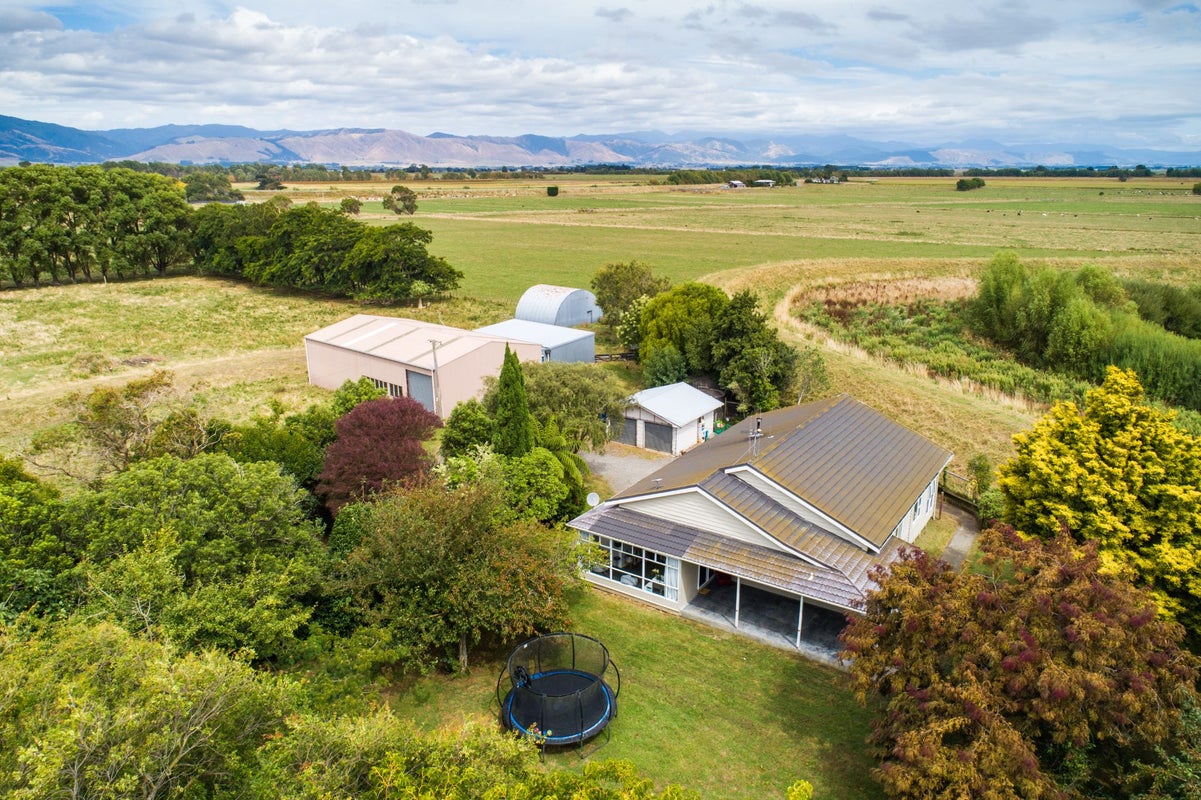 1216 Rangiotu Road, Tiakitahuna, Palmerston North - Carousel 2