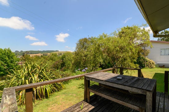 6B Diamond Street, Pukehangi, Rotorua - Carousel 1