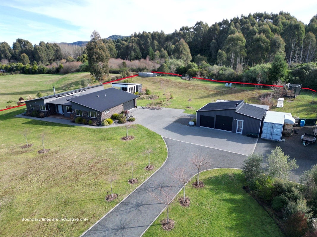 24 Oakdale Drive, Kinloch, Taupo - Carousel 1