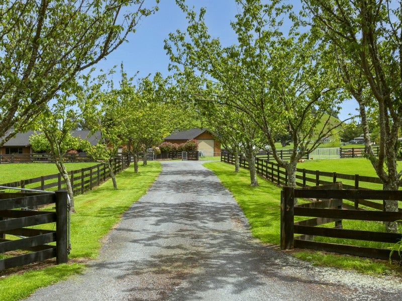 7 Hurunui Lane, Kinloch, Taupo - Carousel 2