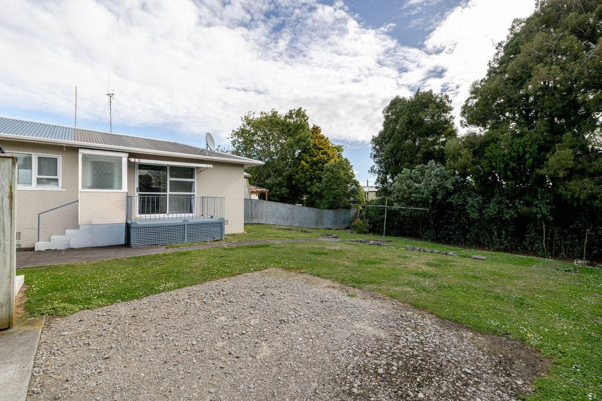 21 Nottingham Avenue, Awapuni, Palmerston North - Carousel 1