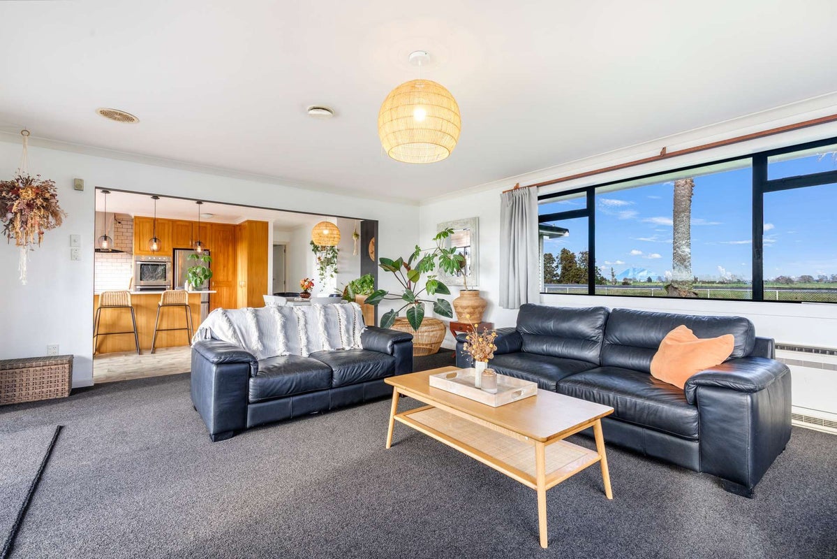 694 Thornton Road, Thornton, Whakatane - Carousel 2