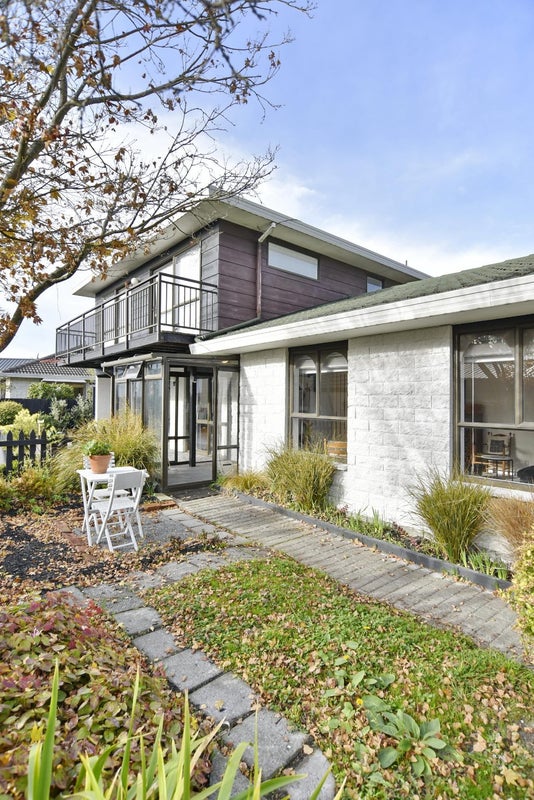 60 Somme Street, St Albans, Christchurch - Carousel 24