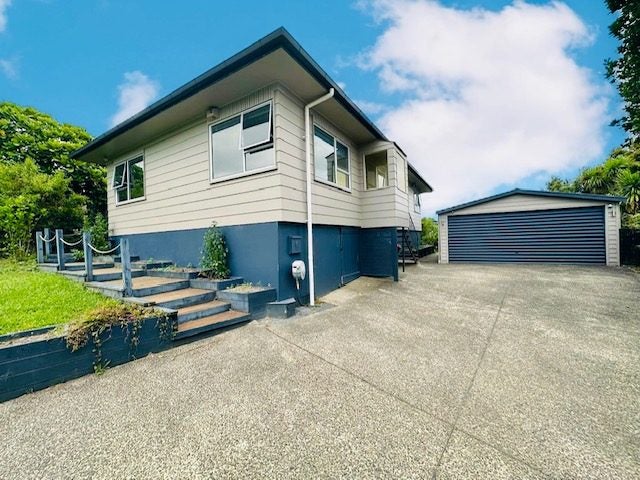 7 John Shaw Drive, Saint Johns, Auckland - Carousel 1