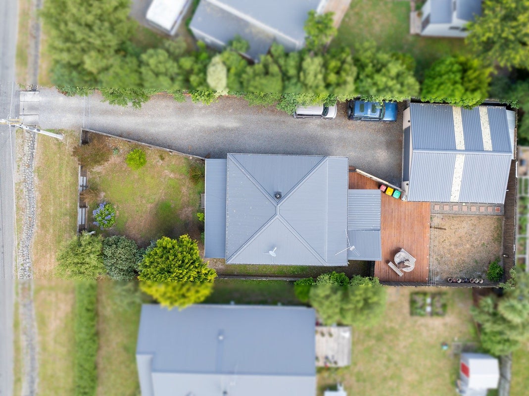 35 Harrison Street West, Featherston - Carousel 23