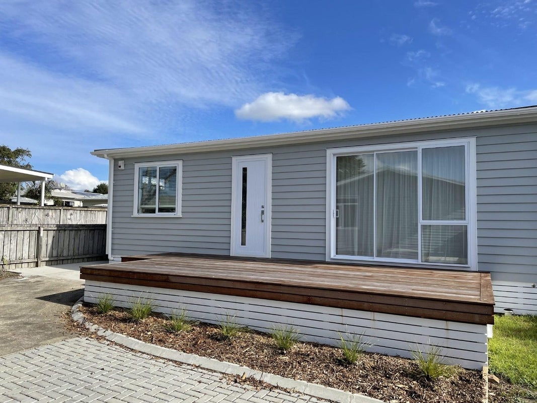 258 Birkdale Road, Birkdale, Auckland - Carousel 17