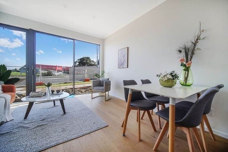 8A Hazel Avenue, Mount Roskill, Auckland - Carousel 10