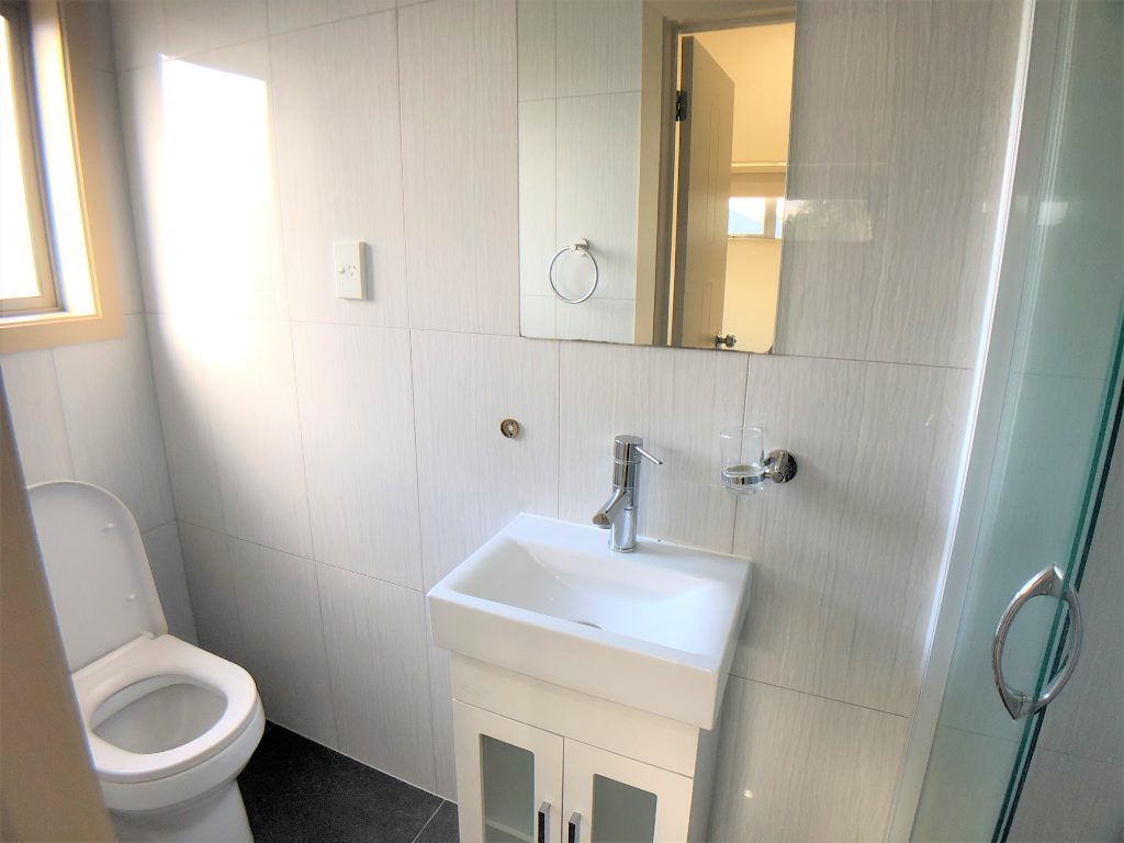 16A Blease Street, New Lynn, Auckland - Carousel 8
