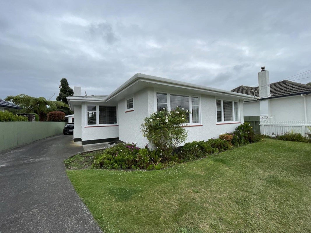 7 Camellia Avenue, Aramoho, Whanganui - Carousel 1