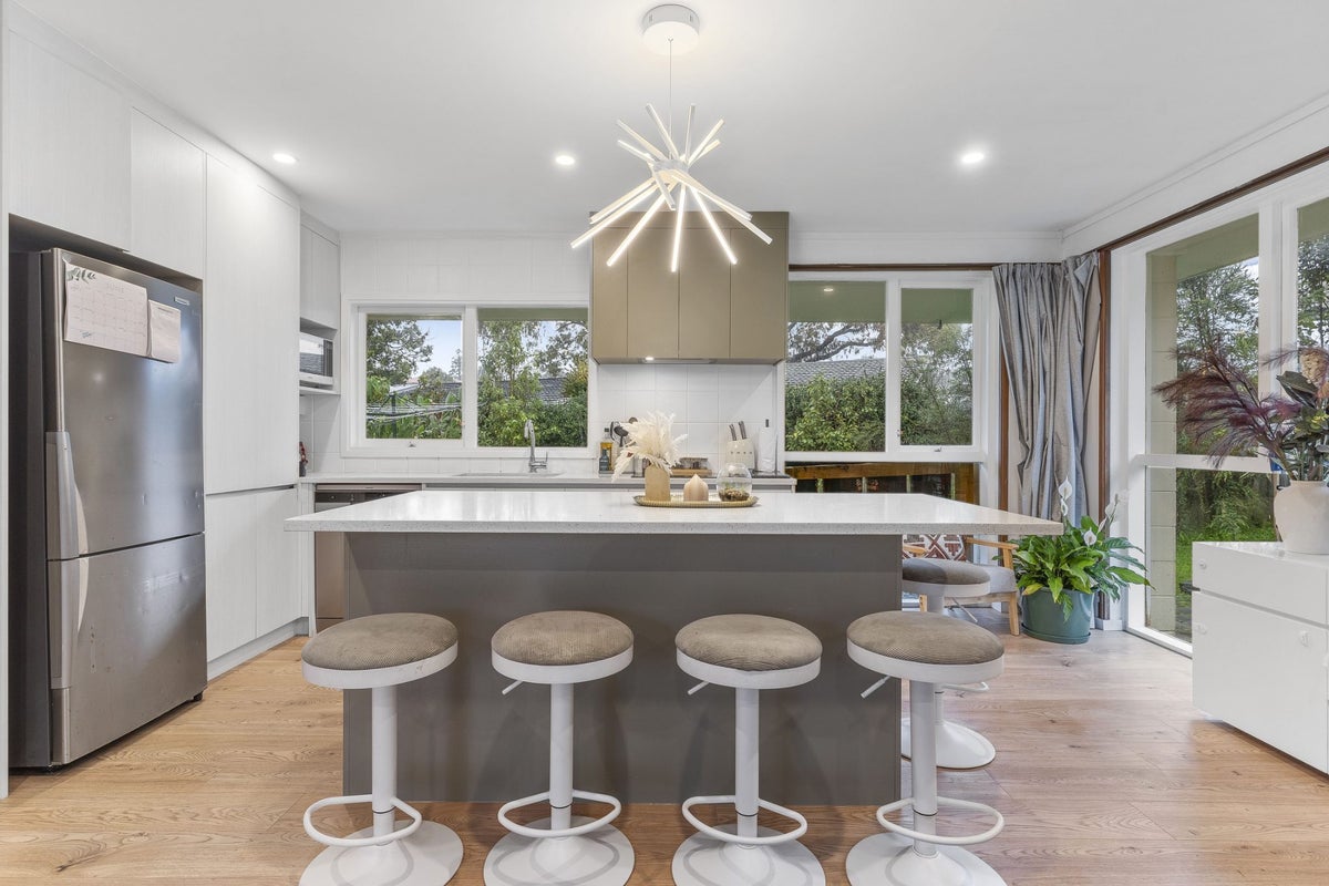 46A Richard Farrell Avenue, Remuera, Auckland - Carousel 2