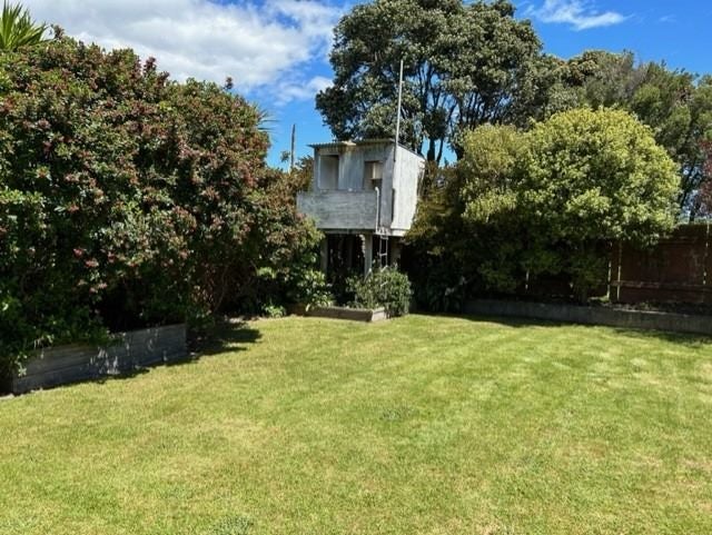 62 Gray Avenue, Paraparaumu Beach, Paraparaumu - Carousel 2