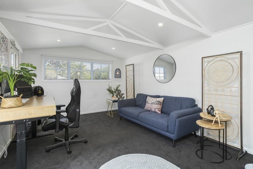 29 Cobham Crescent, Kelston, Auckland - Carousel 10