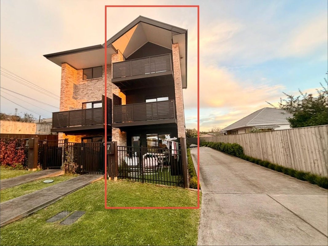 1/137 View Road, Sunnyvale, Auckland - Carousel 1