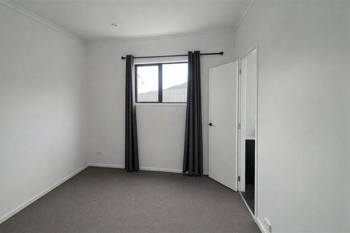 15D Hood Street, Hamilton Central, Hamilton - Carousel 8