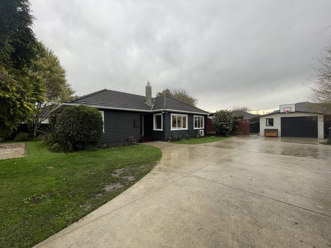 213 Grahams Road, Burnside, Christchurch - Carousel 1