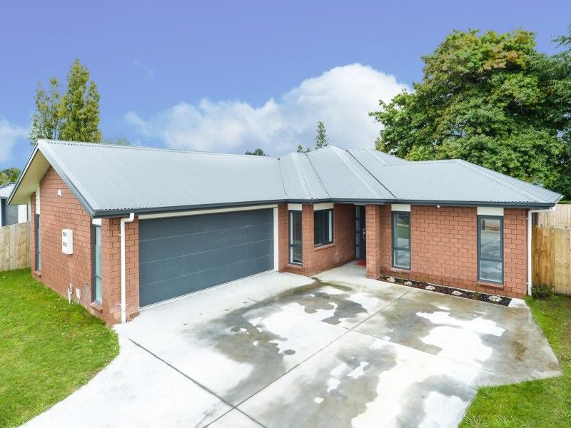 51 Tupelo Street, Pukete, Hamilton - Carousel 1
