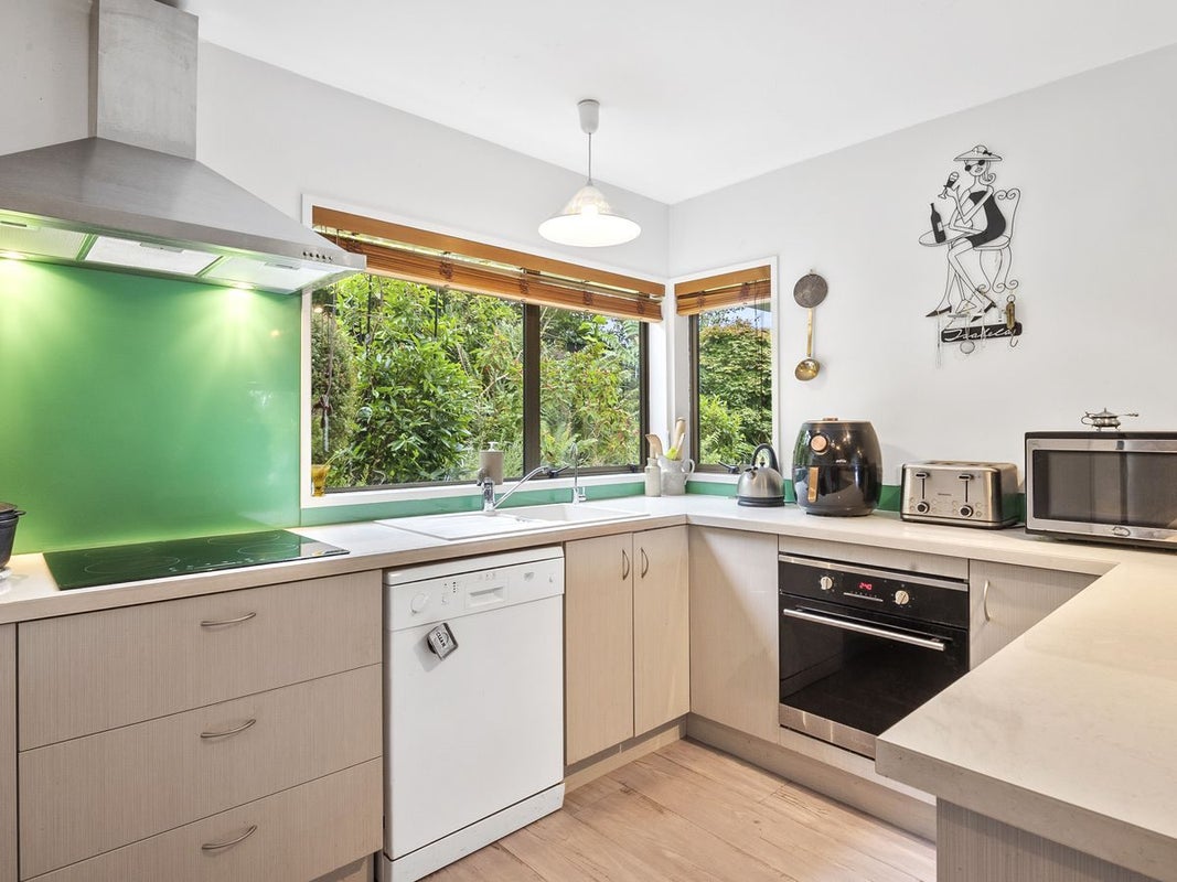 29 Tanner Road, Glenleith, Dunedin - Carousel 2