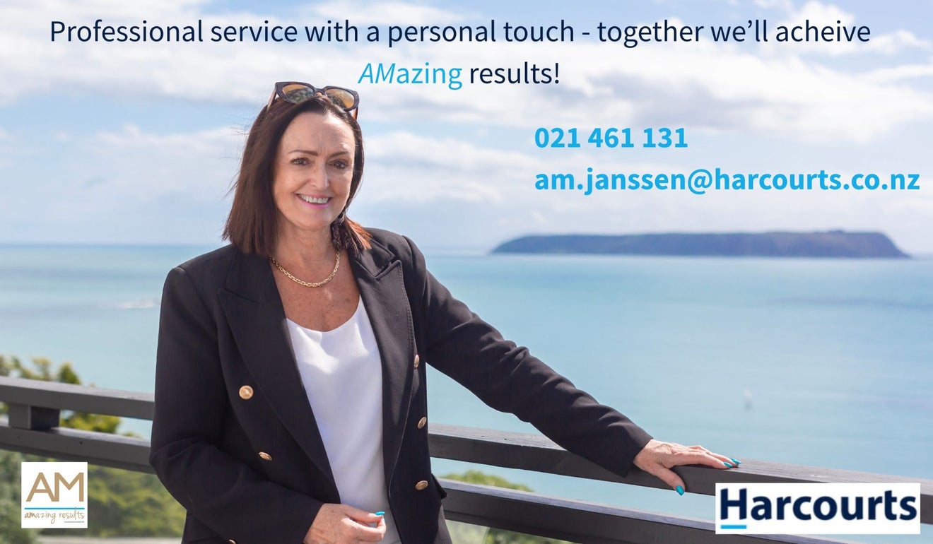 44 Gordon Road, Plimmerton, Porirua - Carousel 27