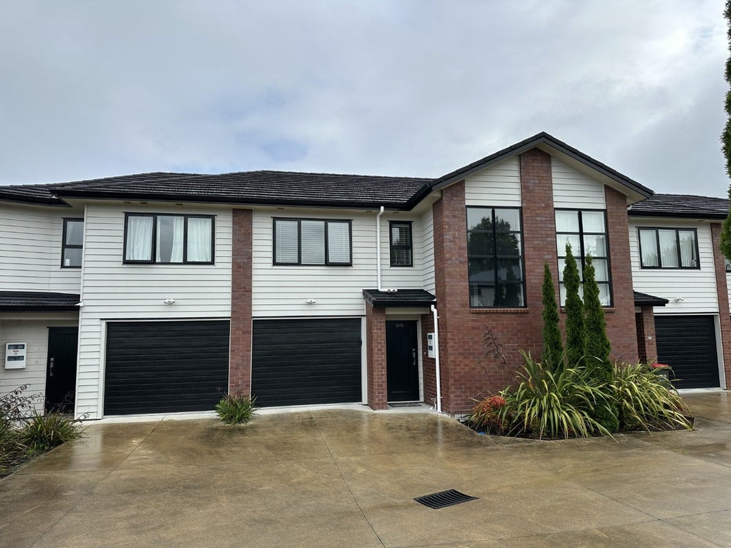 2/19 Albert Street, Hamilton East, Hamilton - Carousel 14
