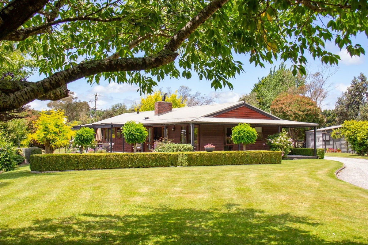 354B Manaia Road, Homebush, Masterton - Carousel 2