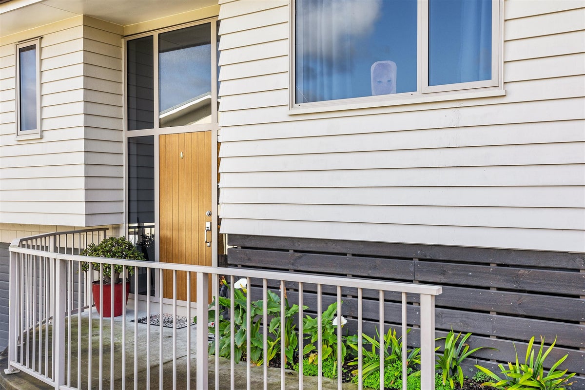 27A Kirrie Avenue, Te Atatu South, Auckland - Carousel 20