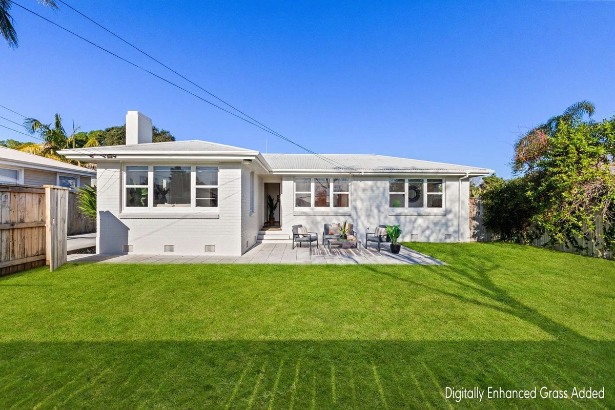50B Hall Road, Matua, Tauranga - Carousel 1