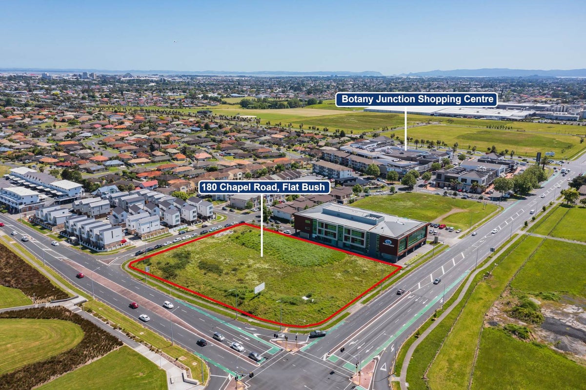 180 Chapel Road, Flat Bush, Auckland - Carousel 1