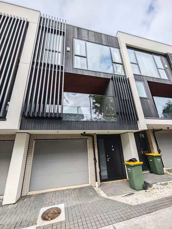 6/12 Tawera Road, Greenlane, Auckland - Carousel 2