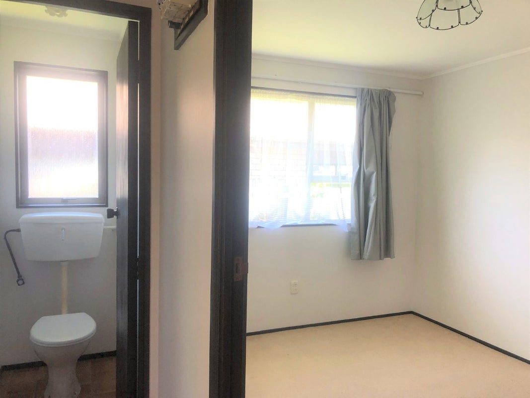 33B Normandy Avenue, Melville, Hamilton - Carousel 8