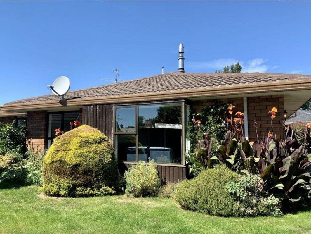 1/16A Sayers Crescent, Ilam, Christchurch - Carousel 2