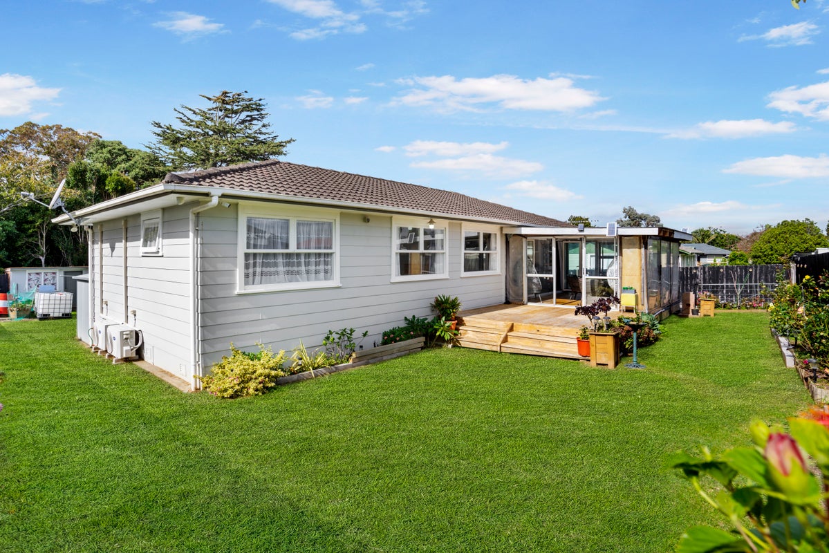 65 Beeston Crescent, Manurewa, Auckland - Carousel 2