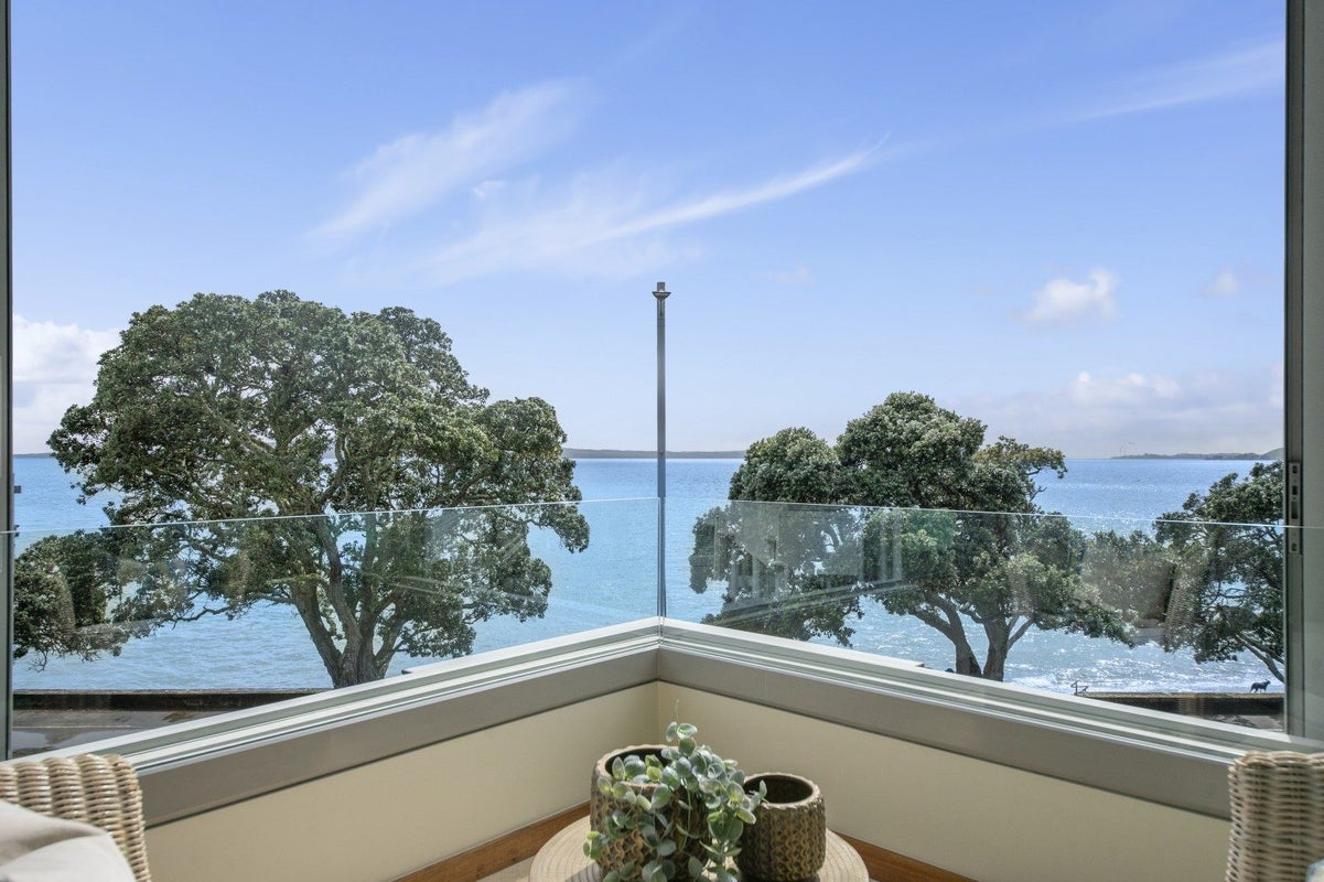 219C Tamaki Drive, Kohimarama, Auckland - Carousel 1