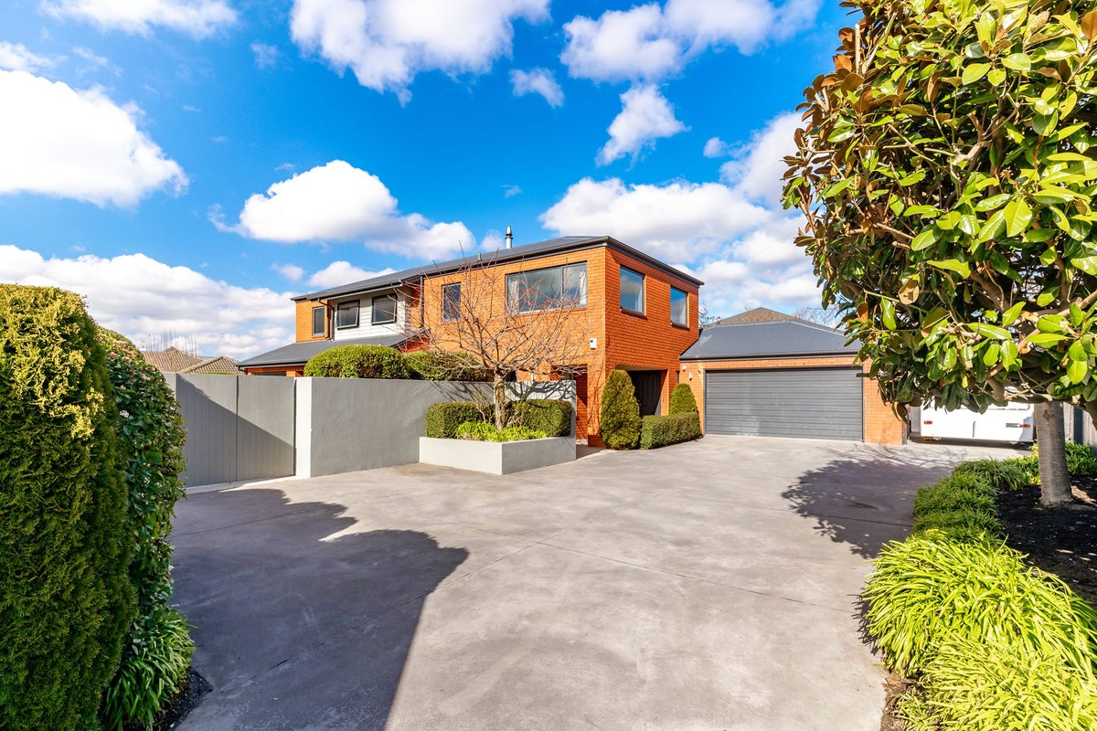 15 Dunvegan Place, Harewood, Christchurch - Carousel 2