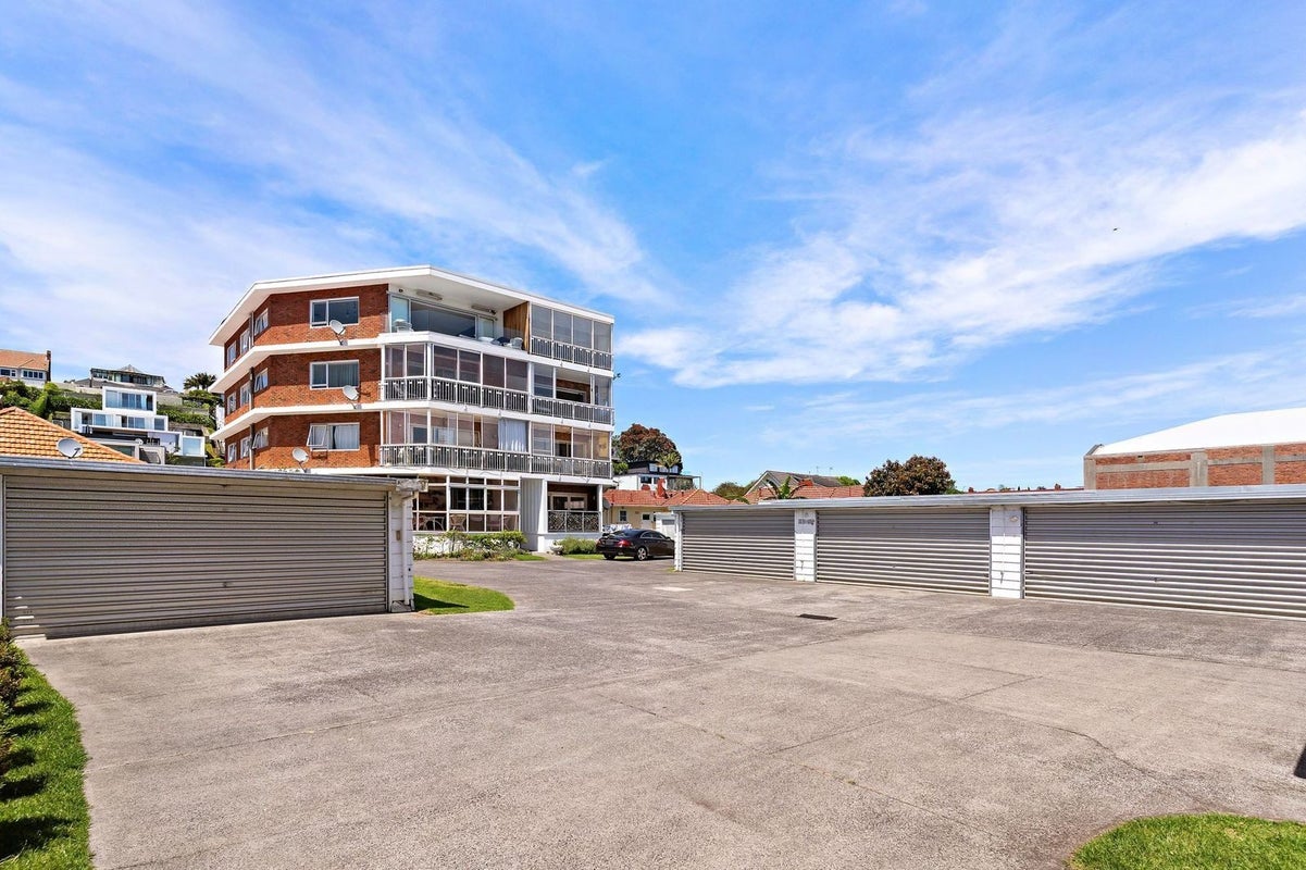 6/32 Marau Crescent, Mission Bay, Auckland - Carousel 15