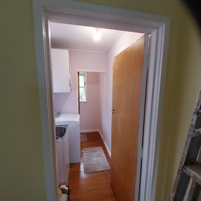 16 Highbury Crescent, Highbury, Wellington - Carousel 11
