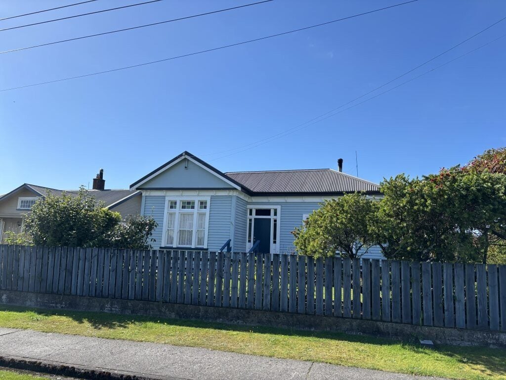 200 Hampden Street, Hokitika - Carousel 2